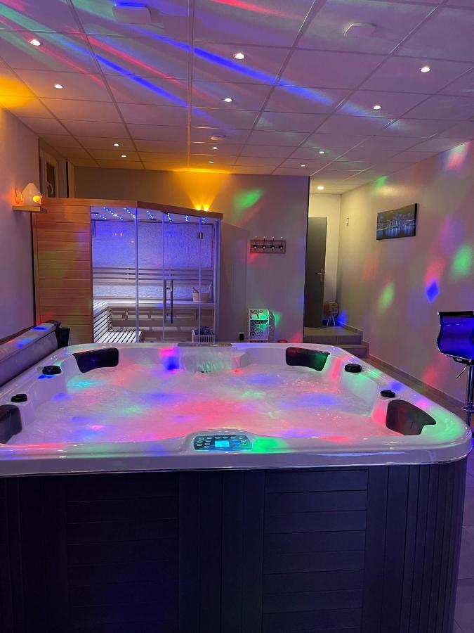 Loft Privatif Avec Jacuzzi Et Sauna Saint-Dizier Zewnętrze zdjęcie